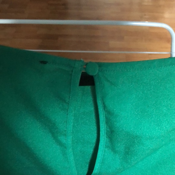 Vibrant Simple Straight Cut Dress - Picture 4 of 5